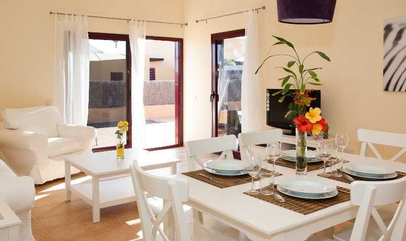 Villas Sol Deluxe Коралео Екстериор снимка